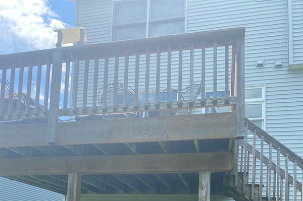 Seasonal Maintenance Tips for Minnesota Deck Owners