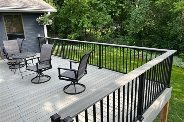 What Is the Typical Cost Breakdown for a Custom Deck Build and How Can Homeowners Budget Effectively?