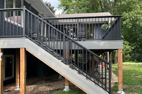 What Are the Key Safety Features Every Custom Deck Should Have?